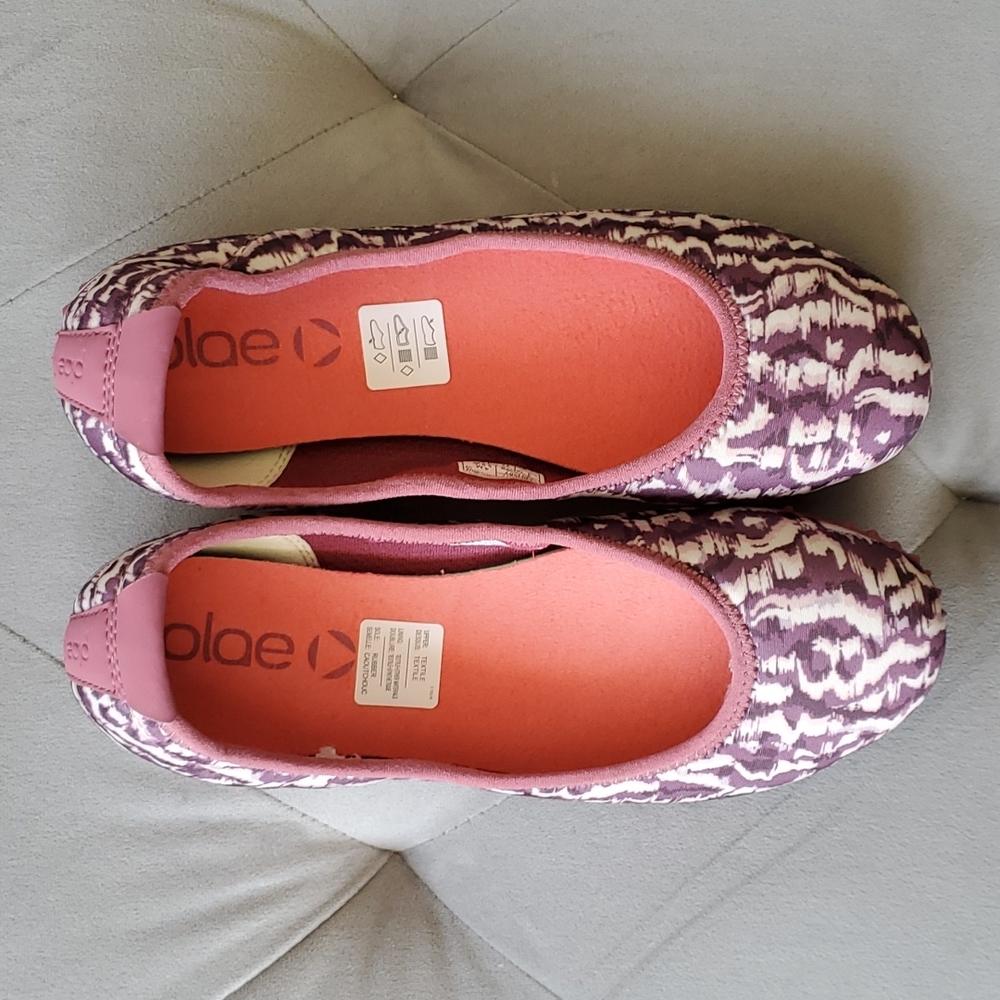 NWT Plae Crosby Ballet Slip-on Flats, Imperial Garnet 4 M / 5.5 W